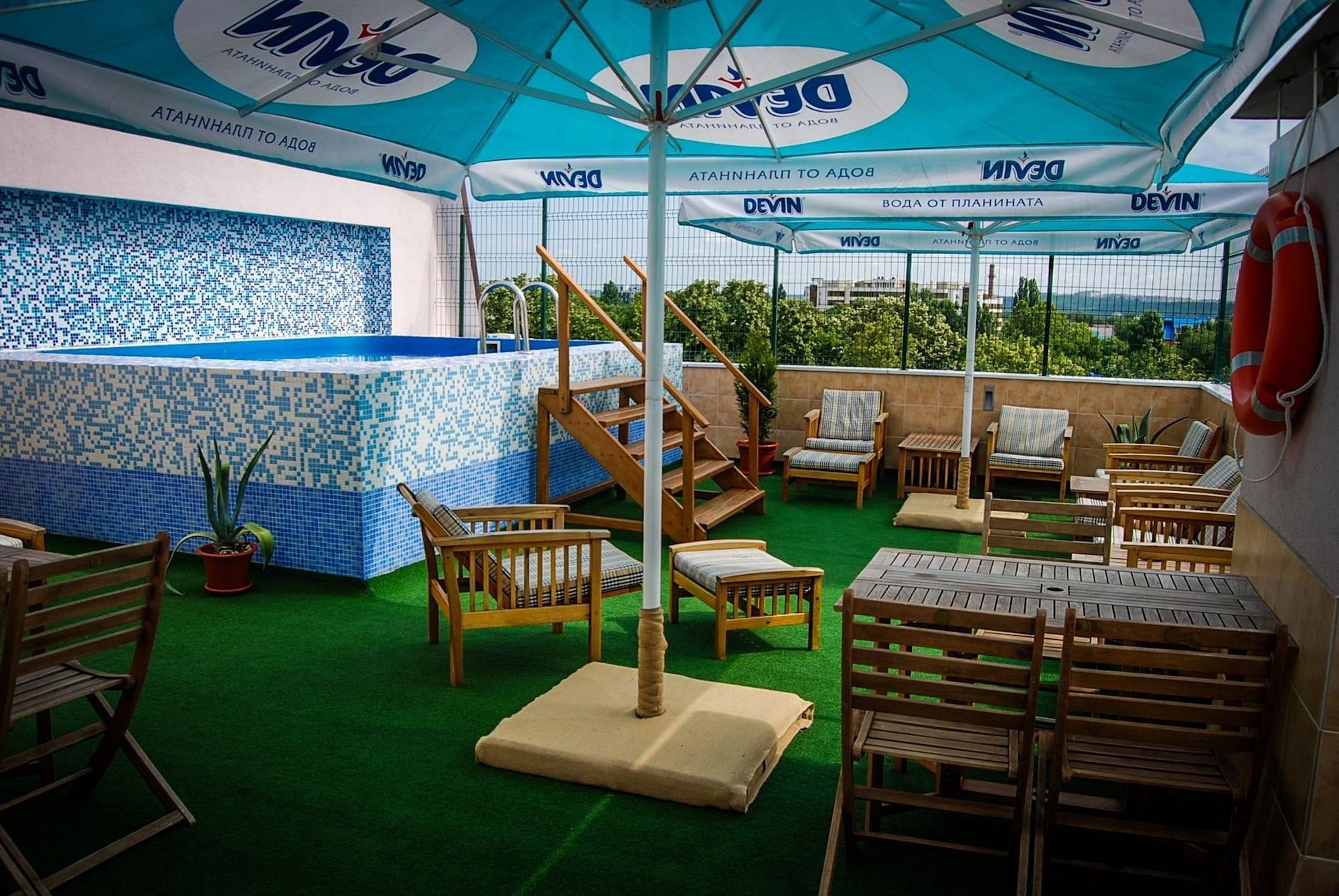 Klassik Hotel Kišiněv Exteriér fotografie